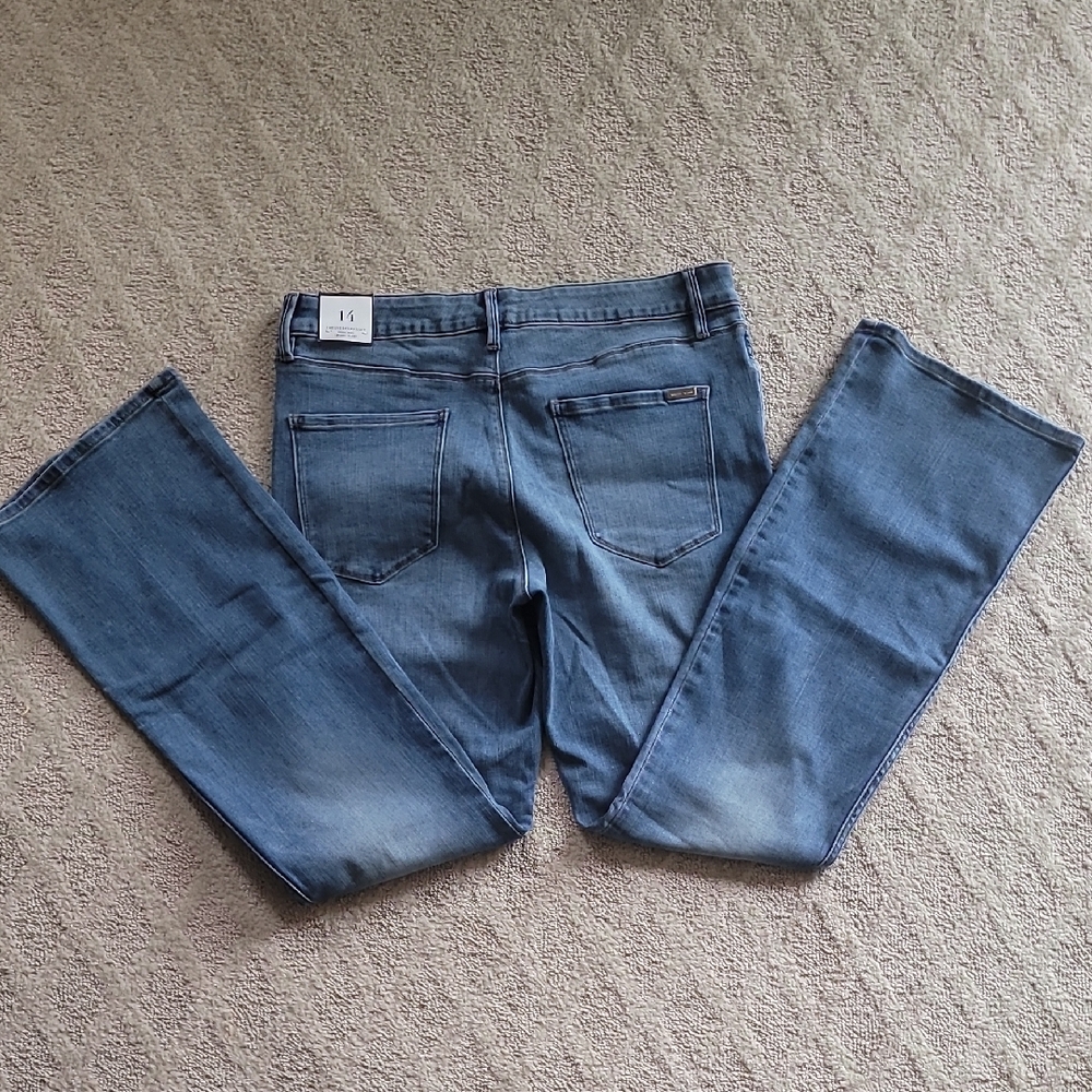 White House Black Market Soft Highrise Skinny Flare Jeans - Picture 6 of 6
